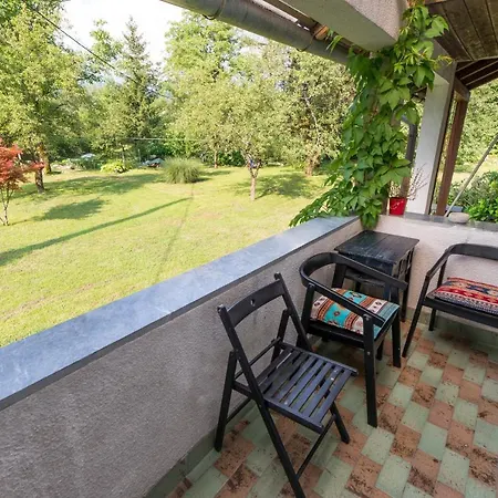 Talaj 'ma Hut Appartement